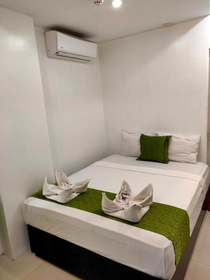 Villa Rosita Hotel Naga City By Reddoorz المظهر الخارجي الصورة